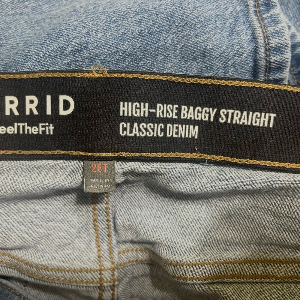 Torrid High Rise Baggy Straight Distressed Blue Jeans - Size 28T - Picture 8 of 9